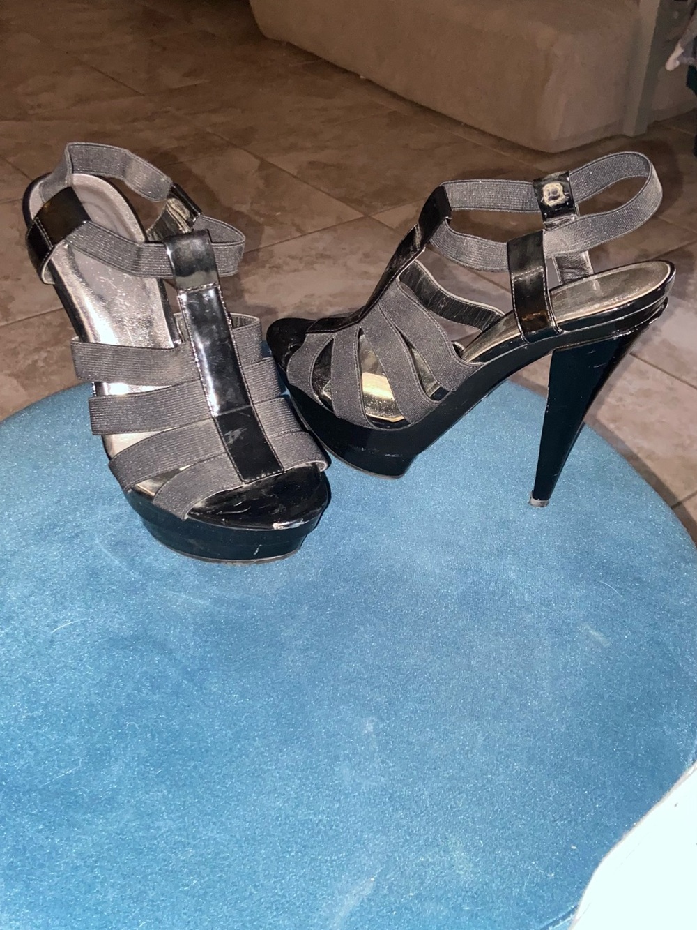 Jessica Simpson Black Strappy Platform Heels